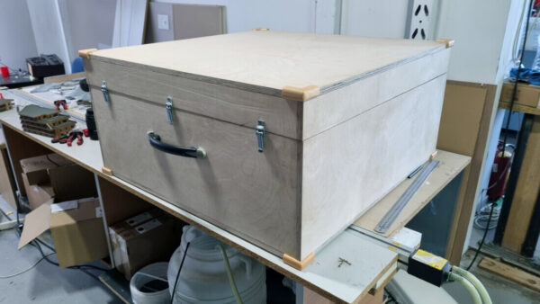 caja de madera