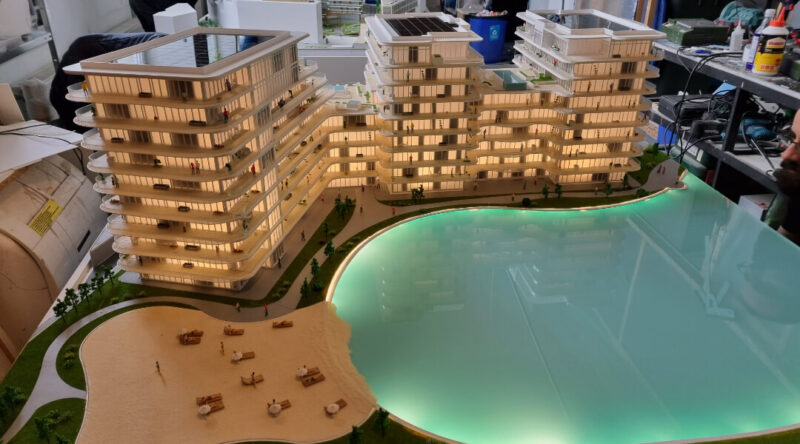 maqueta hotel con piscina
